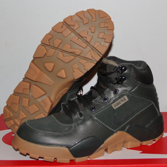 Nike Rhyodomo Gore-Tex Hiking Boots Mens 7 Womens 8.5 - Picture 1 of 9